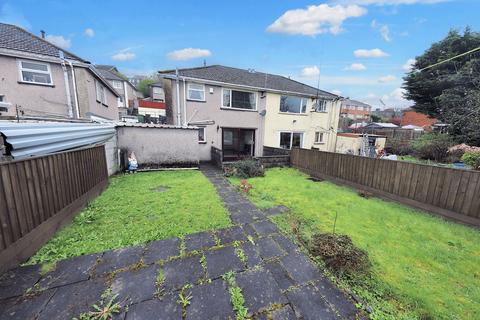 47 Brynifor, Mountain Ash, CF45 3AB