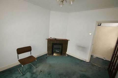 2 bedroom ground floor flat for sale, Bishops Close, Walthamstow