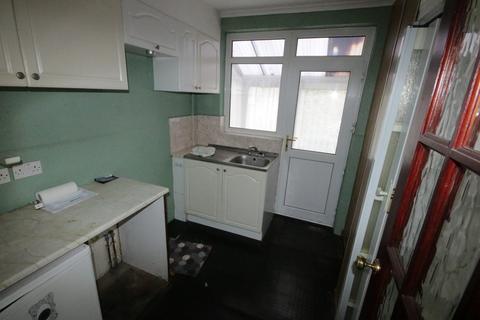 12 Bishops Close, London, E17 9RP