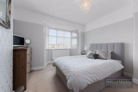 57 Ellesmere Drive, South Croydon, CR2 9EL