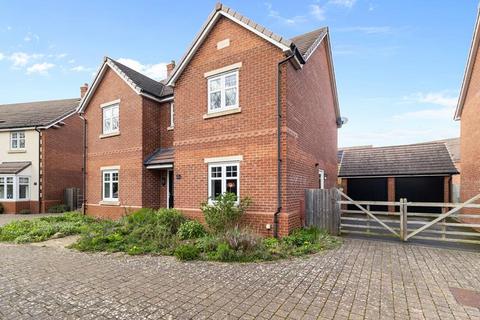 4 bedroom detached house for sale, 4 Radar Avenue, Malvern, Worcestershire, WR14