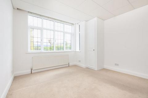 510 Brighton Road, South Croydon, CR2 6AU