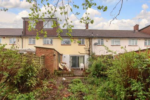 38 Goldcroft, Hemel Hempstead, HP3 8ET