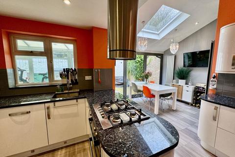 20 Bay Tree Close, High Wycombe, HP11 1JN