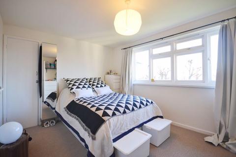 1 bedroom flat to rent, Luther King Close, London E17