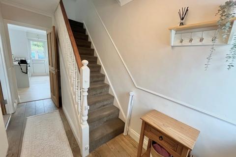 19 Broad Oak Way, Rayleigh, SS6 8JU