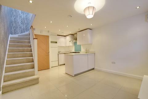 1 bedroom terraced house to rent, Farrs Mews, 24 Ebury Road, Rickmansworth, Hertfordshire, WD3 1BN