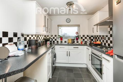 1 bedroom flat to rent, Bach Close