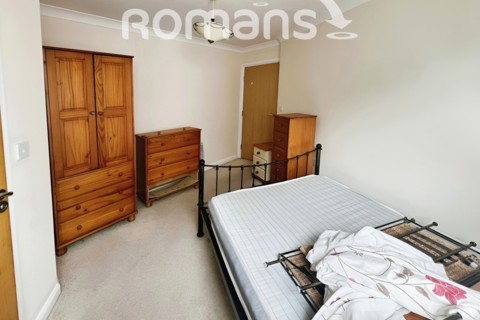 2 bedroom flat to rent, Crown Heights, Basingstoke