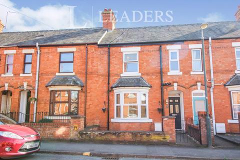 3 bedroom terraced house to rent, Cambria Road, Evesham, Worcestershire, WR11