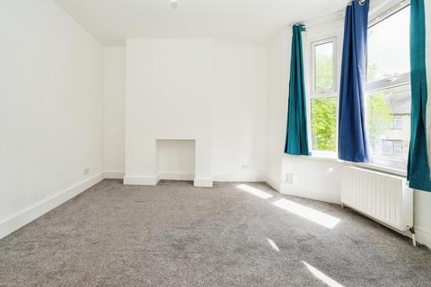 4 bedroom terraced house to rent, Capworth Street, Leyton