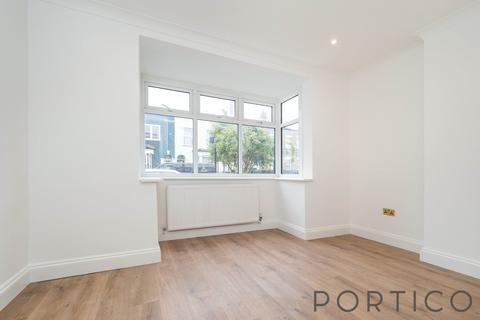 2 bedroom flat to rent, Bignold Road | Forest Gate | E7
