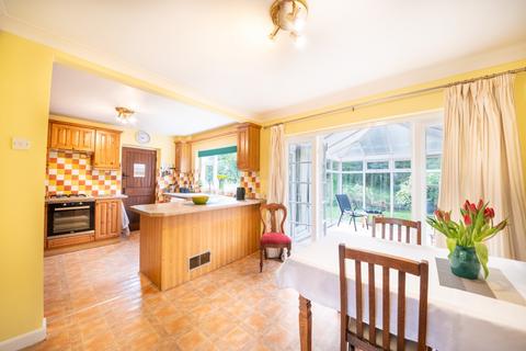 15 Brinkburn Drive, Sheffield, S17 3LU