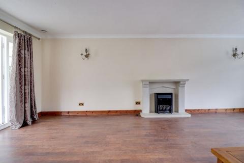 47 Bosman Drive, Windlesham, GU20 6JN