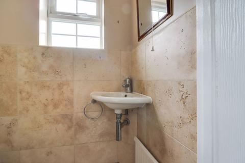 47 Bosman Drive, Windlesham, GU20 6JN