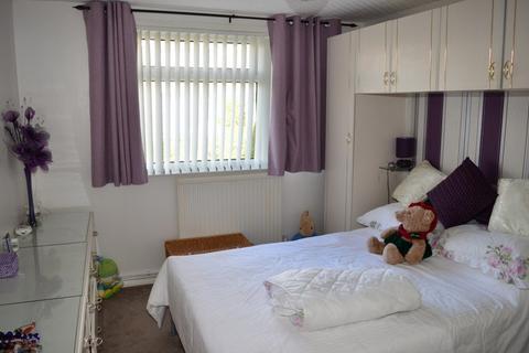 3 bedroom semi-detached bungalow for sale, Robin Close, Weston-super-Mare BS22