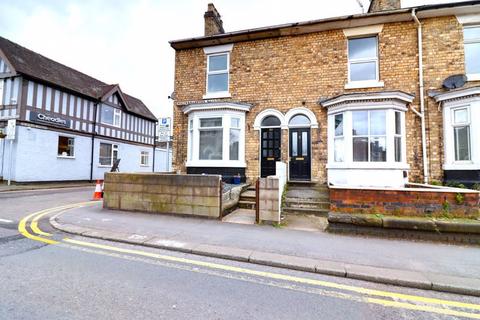 3 bedroom end of terrace house for sale, Wolverhampton Road, Stafford ST17