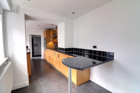 3 bedroom end of terrace house for sale, Wolverhampton Road, Stafford ST17