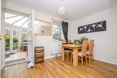 8 Williams Avenue, Fradley, Lichfield, WS13 8TE