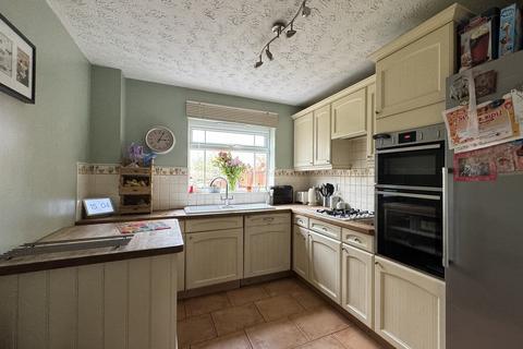4 bedroom detached house for sale, Longfield Road, Melton Mowbray