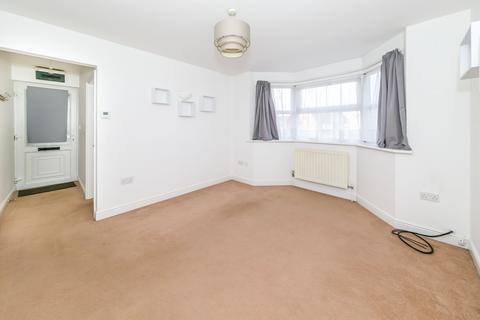 1 bedroom apartment to rent, Dunnings Road
