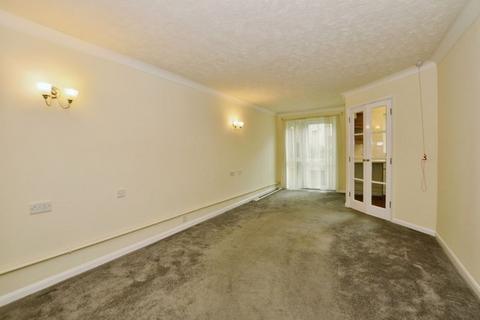 1 bedroom flat for sale, Pleydell Gardens, Folkestone CT20