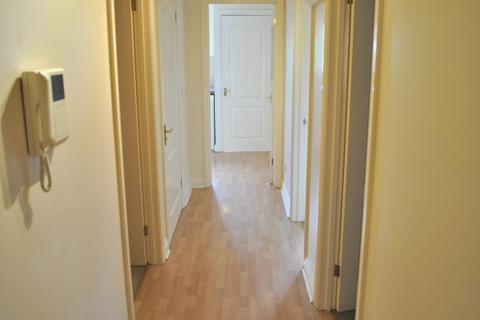 2 bedroom flat to rent, TOWN CENTRE