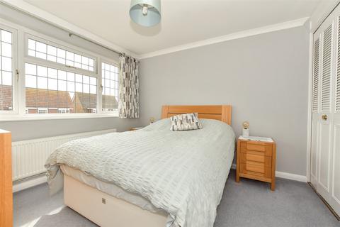36 Worcester Close, Istead Rise, Gravesend, DA13 9LB