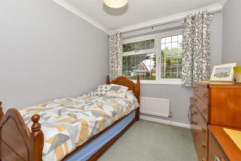 36 Worcester Close, Istead Rise, Gravesend, DA13 9LB