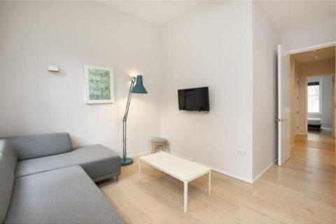 2 bedroom flat for sale, Charterhouse Street, London, EC1M 6HW