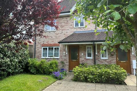 4 bedroom end of terrace house for sale, Spire Place, Warlingham, CR6 9LW