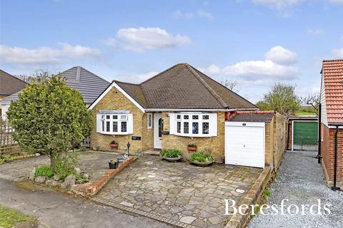 16 Mascalls Gardens, Brentwood, CM14 5LT