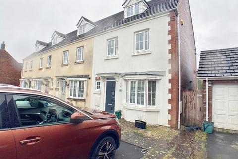 4 bedroom end of terrace house for sale, Y Llanerch, Pontlliw