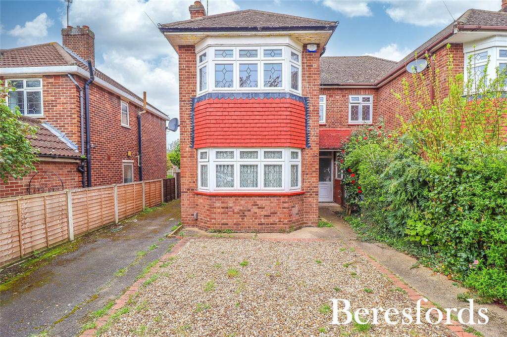 Brookdale Avenue, Upminster, RM14 3 bed semidetached house for sale