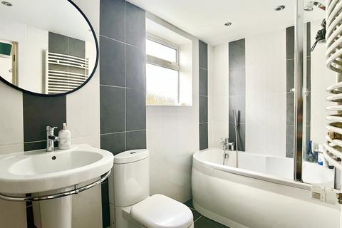 87 Green Walk, Dartford, DA1 4JP