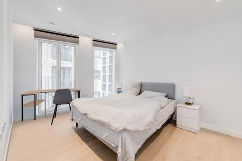 2 bedroom flat to rent, Jubilee Walk, London, WC1X