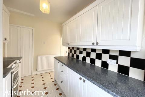 2 bedroom townhouse to rent, Lyme Road, Stoke-On-Trent ST3