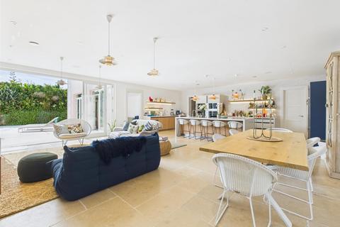 8 bedroom detached house for sale, Rustic Charm Meets Contemporary Elegance, A Beautifully Renovated Farmhouse