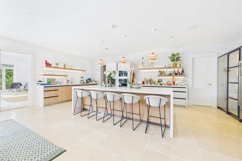 8 bedroom detached house for sale, Rustic Charm Meets Contemporary Elegance, A Beautifully Renovated Farmhouse