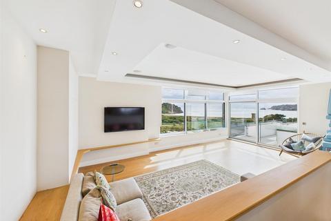 4 bedroom detached house for sale, Spectacular Sea Views Over Ouaisne