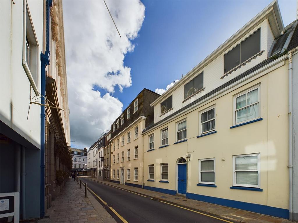 CAM04092 G0-PR0020-STILL003.jpg