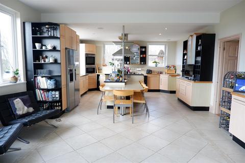 4 bedroom detached house for sale, A Beautiful Country Estate With Privacy,  Tennis Court & Pool