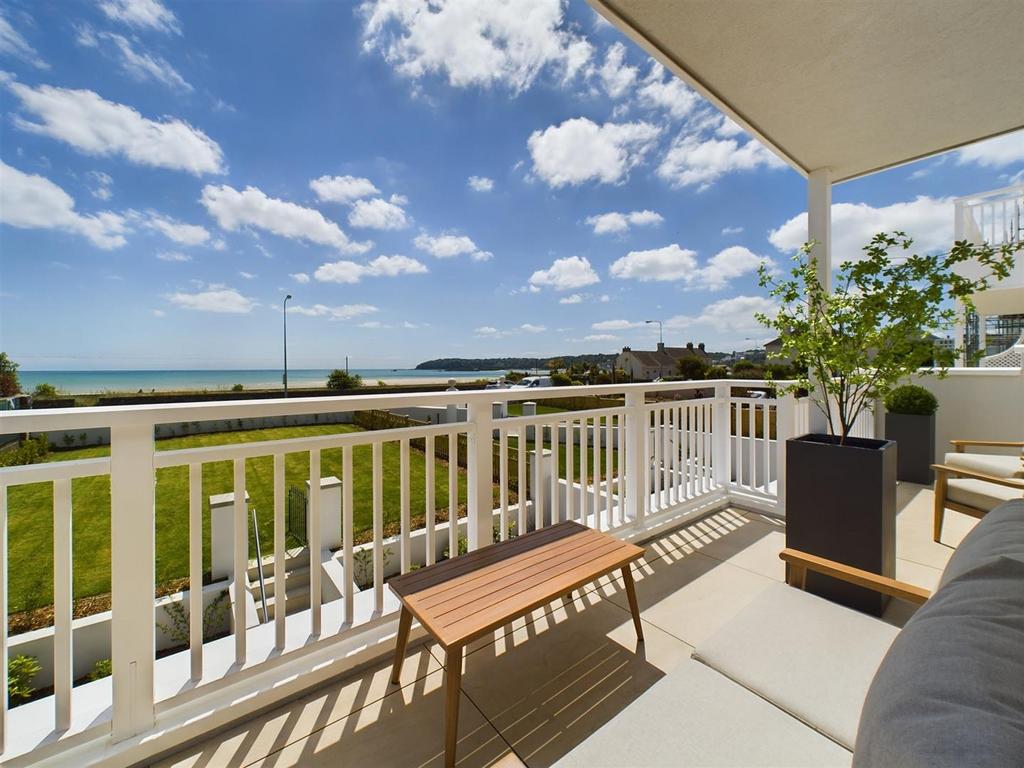 CAM02007 G0-PR0217-STILL010.jpg