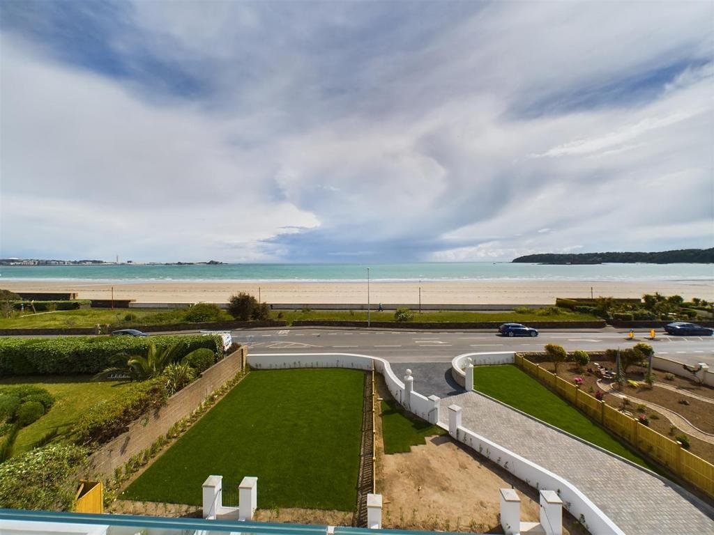 CAM02007 G0-PR0201-STILL008.jpg