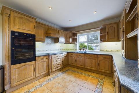 4 bedroom detached house for sale, Situated In A Popular Residential Area Of St Saviour