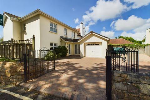 Situated In A Popular Residential Area Of St Saviour