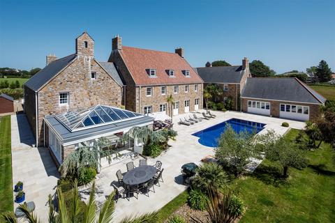 7 bedroom detached house for sale, A Country Home That Combines The Beauty Of Traditional Jersey Architecture