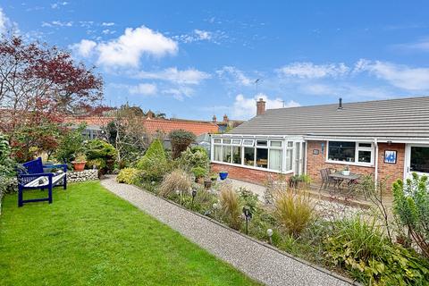 3 bedroom detached bungalow for sale, Amberley Close, Wivenhoe, Colchester, CO7