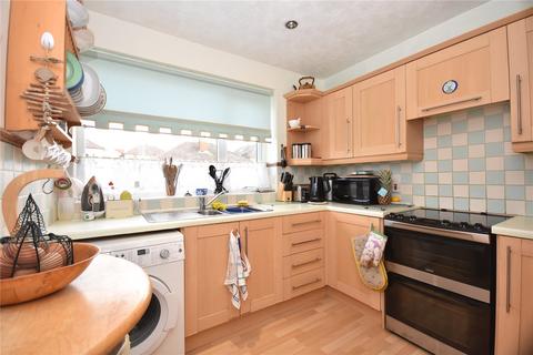 2 bedroom bungalow for sale, Temple Park Gardens, Leeds, West Yorkshire