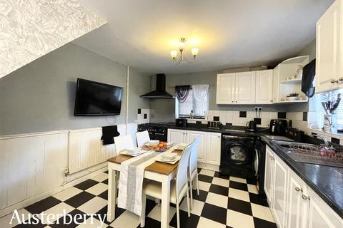 363 Beverley Drive, Stoke-on-trent, ST2 0PW